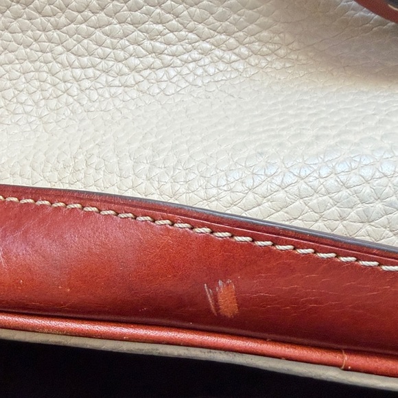 Dooney & Bourke Cream and Brown Satchel classic style - Picture 5 of 16